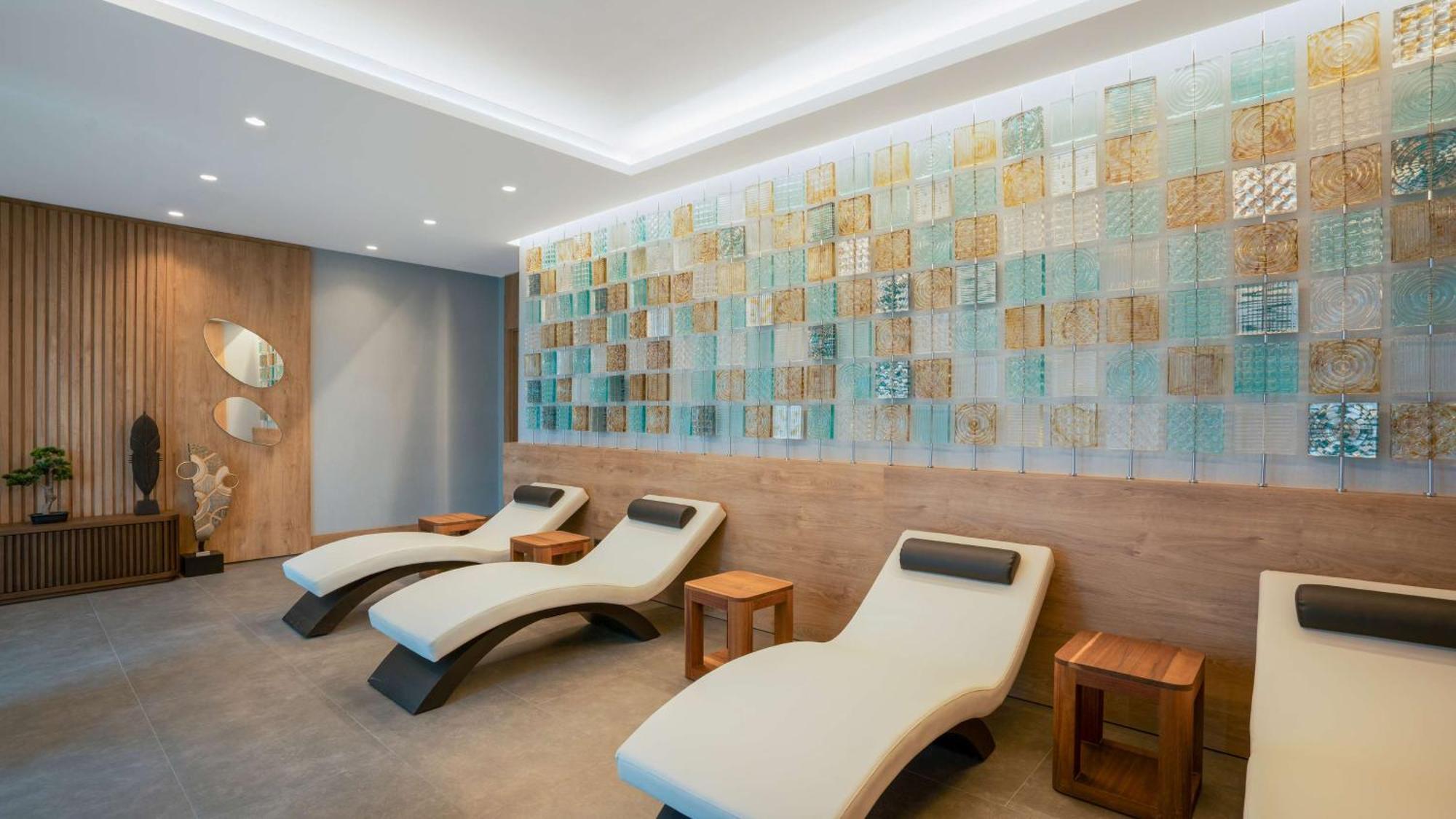 Radisson Hotel Istanbul Merter Экстерьер фото