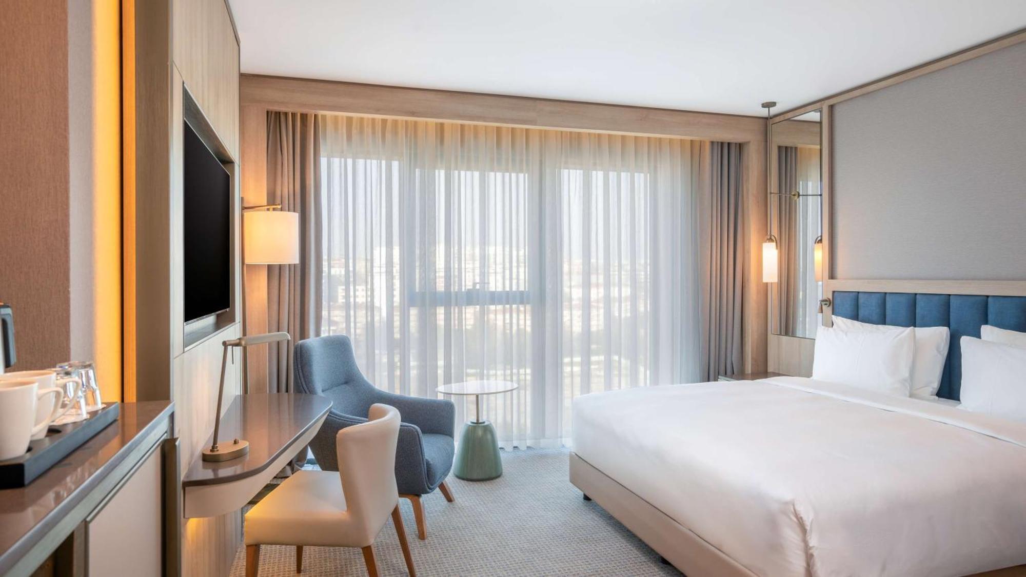 Radisson Hotel Istanbul Merter Экстерьер фото