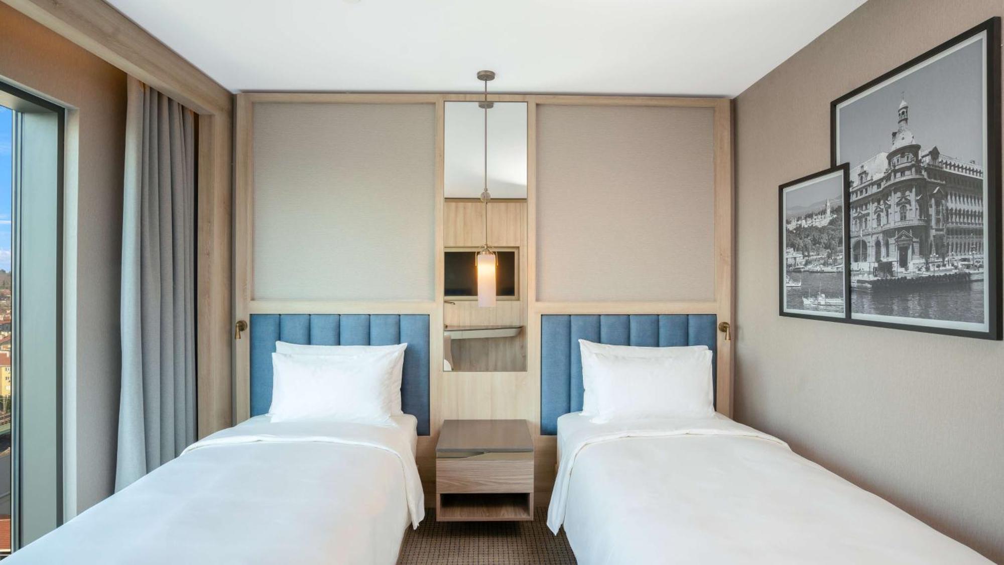 Radisson Hotel Istanbul Merter Экстерьер фото