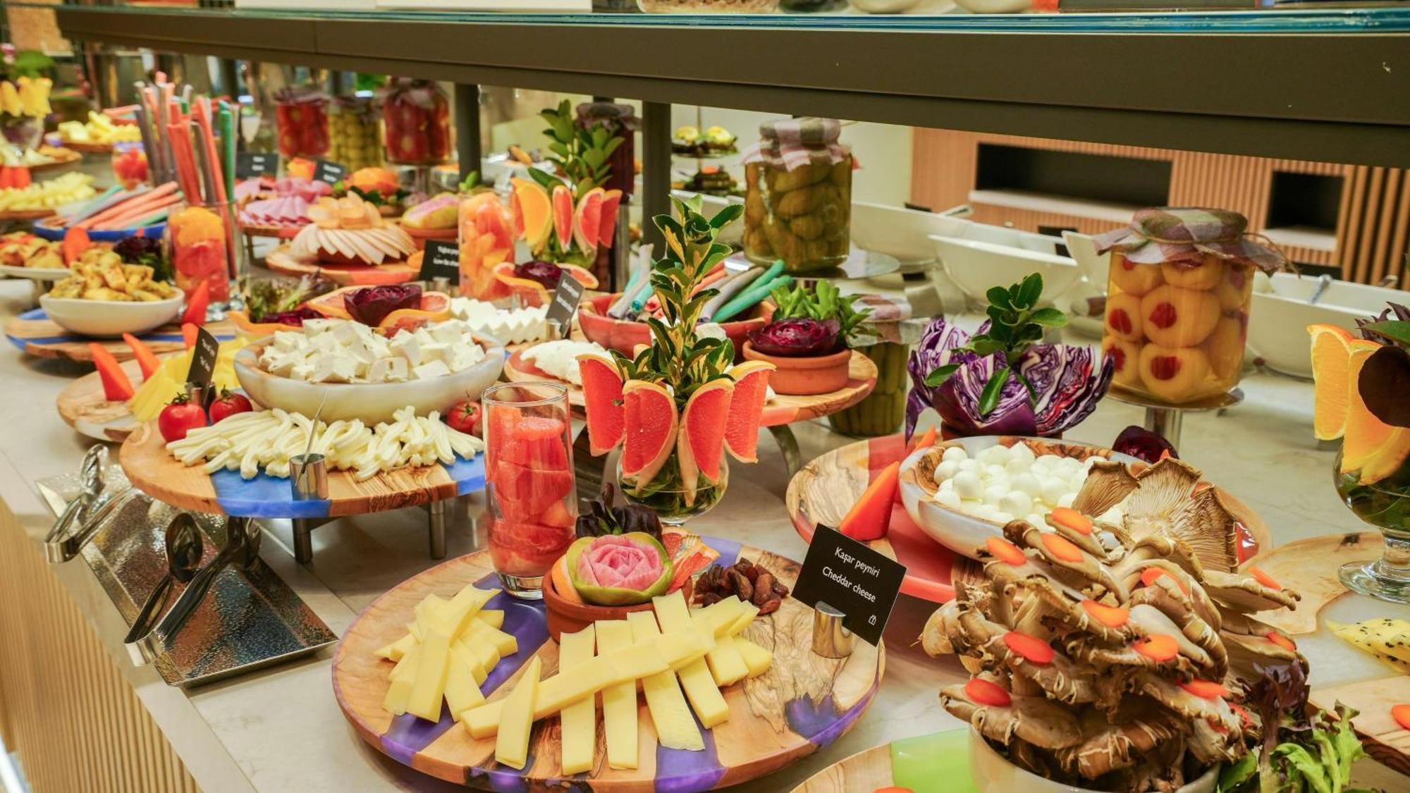 Radisson Hotel Istanbul Merter Экстерьер фото
